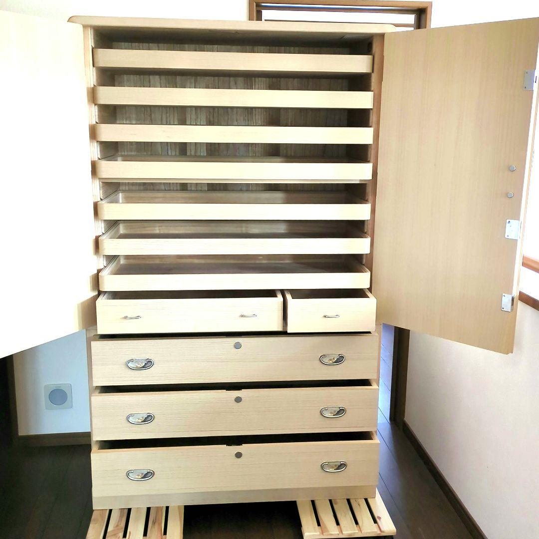 パンダママ　桐箪笥