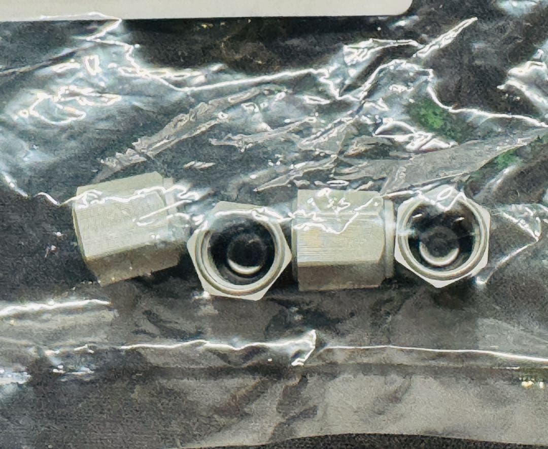 【新品未開封】レクサス純正 空気圧センサー フィッティングキット 4セット