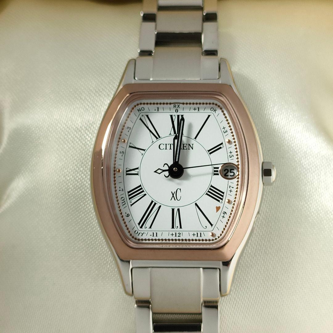 CITIZEN XC/ クロスシー チタン トノー 電波時計( ルキア