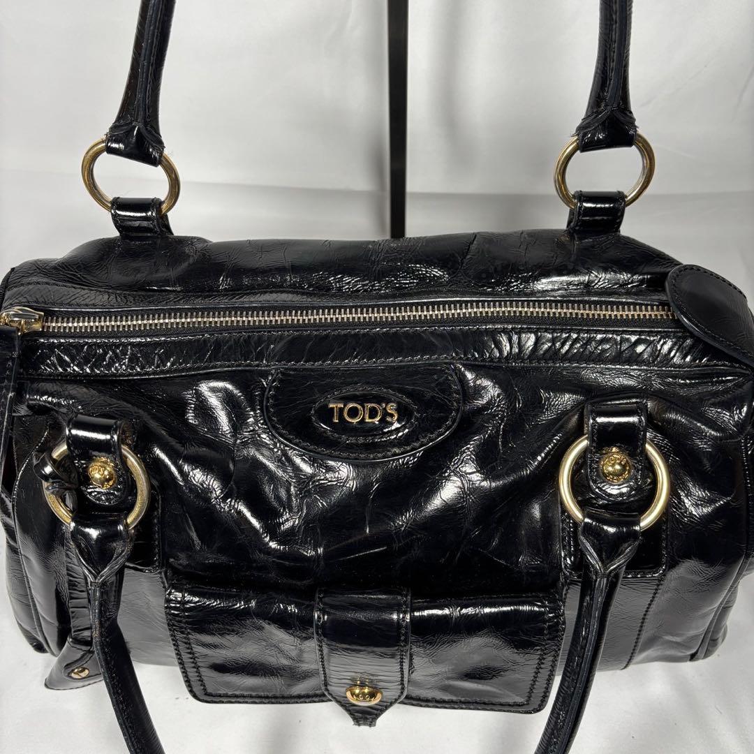 トッズ ショルダーバッグ トートバッグ 肩掛け ゴールド金具 レザー ブラック