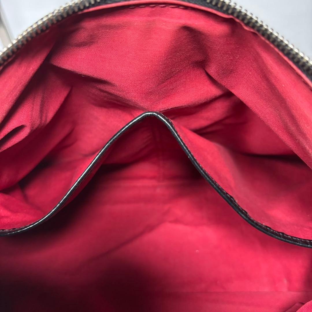 トッズ ショルダーバッグ トートバッグ 肩掛け ゴールド金具 レザー ブラック