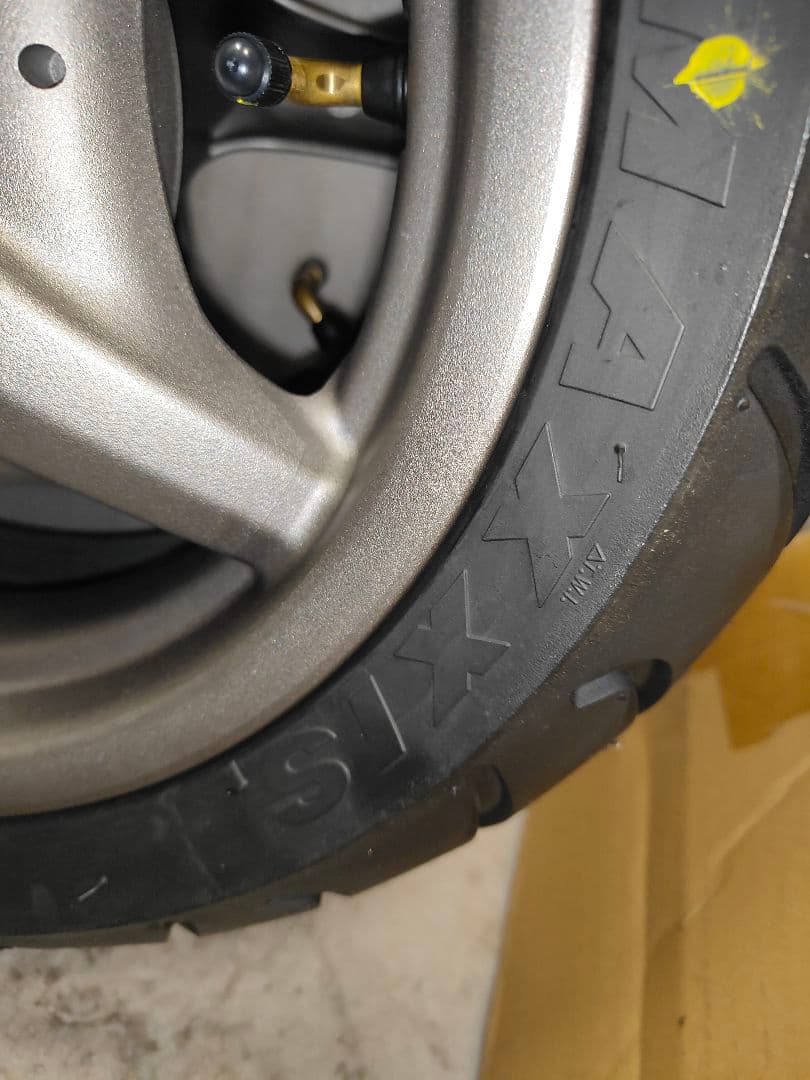 未使用品 3型 1YP シグナスX 純正前後ホイール タイヤ付き