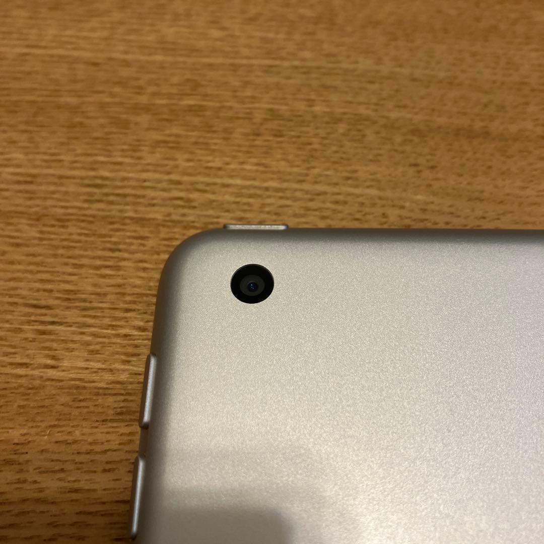 Apple iPad (第9世代) 64GB シルバー