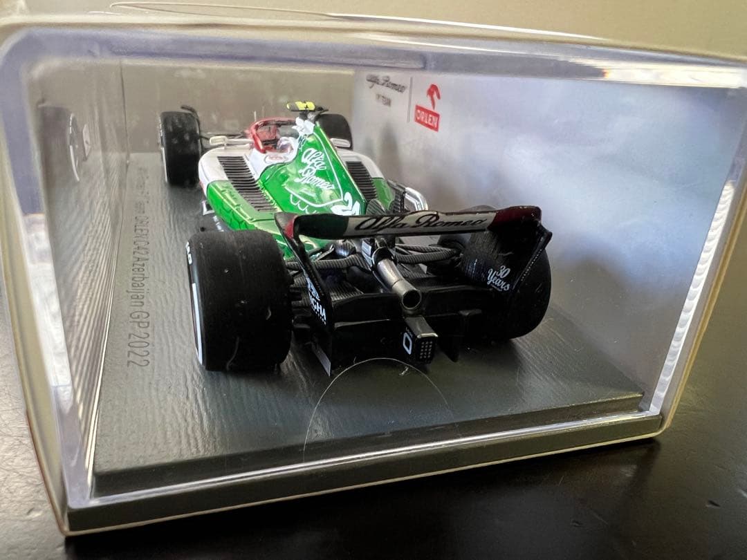 ミニカー Alfa Romeo F1 Team 2022 ZhouGuanyu1:43