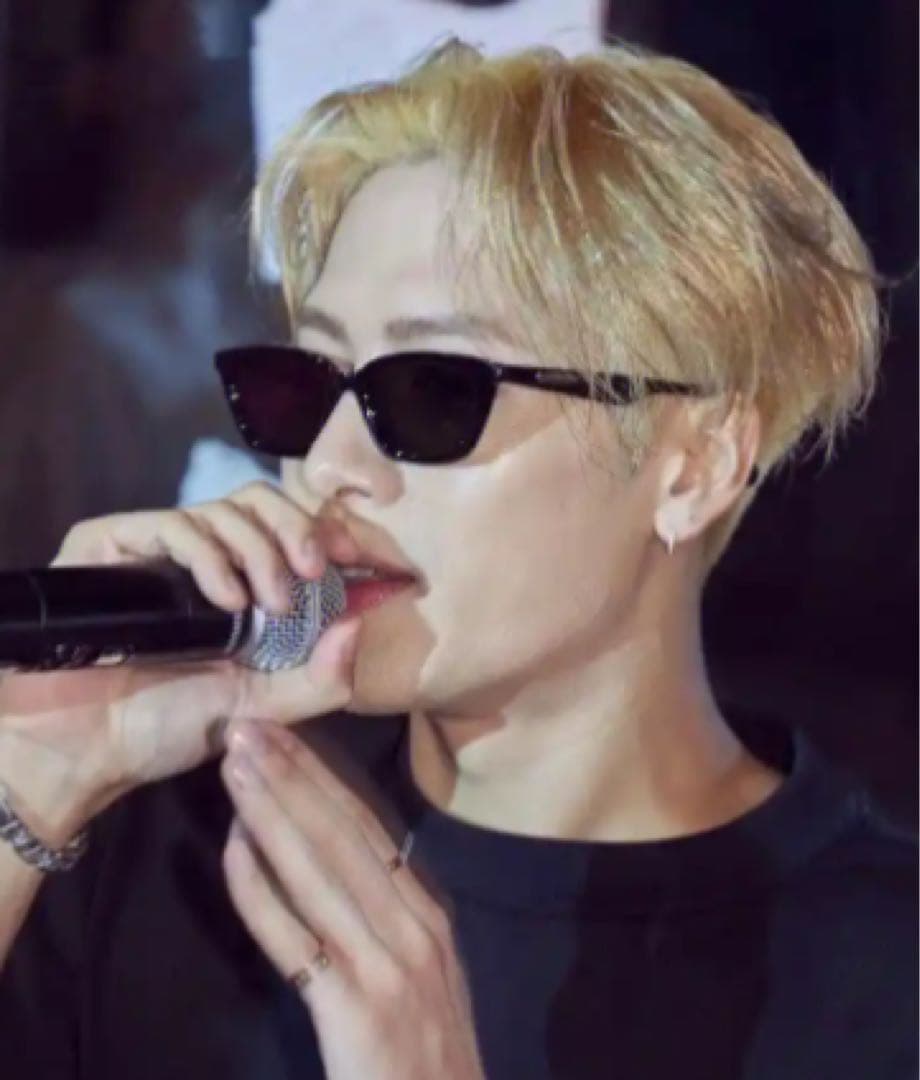 GENTLE MONSTER ブラック キャットアイ サングラス LOTI