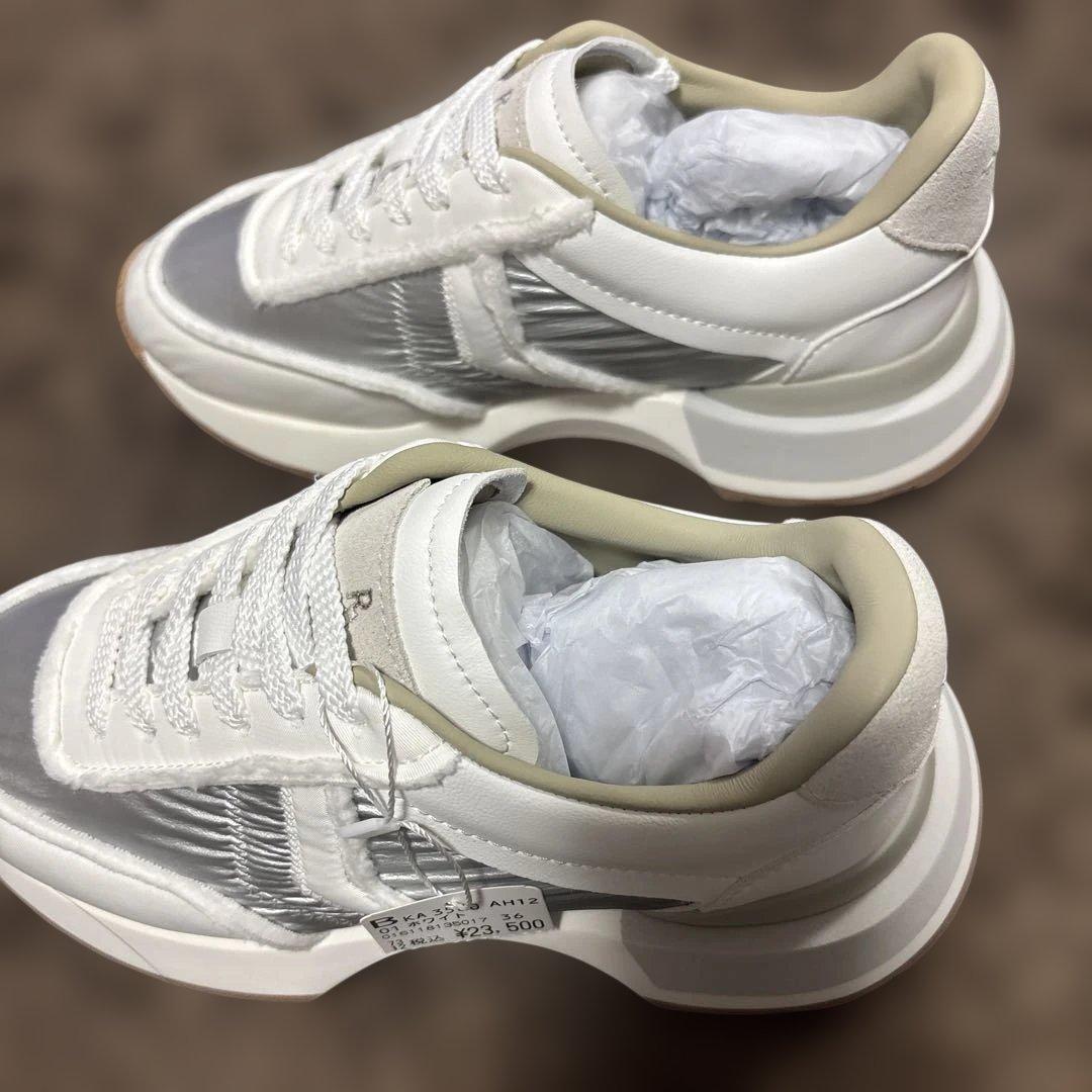 ヤマダヤ　RADIATE ホワイト シルバー スニーカー新品