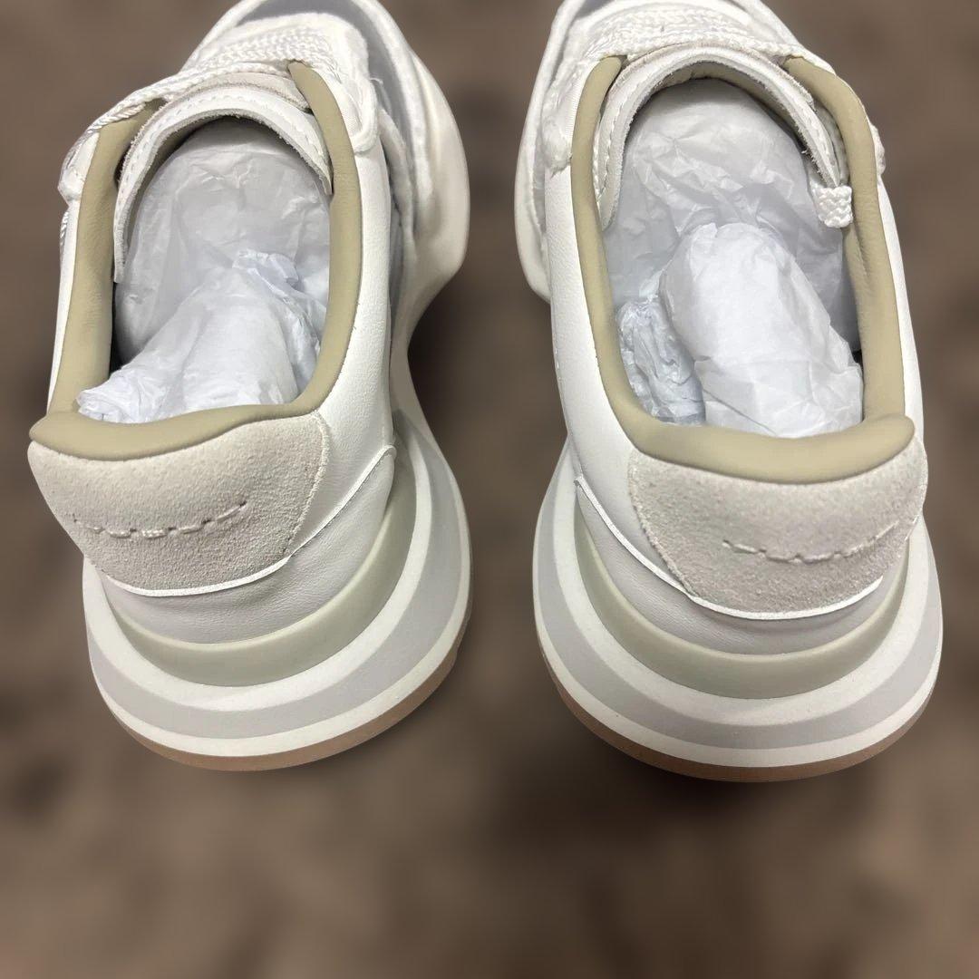 ヤマダヤ　RADIATE ホワイト シルバー スニーカー新品