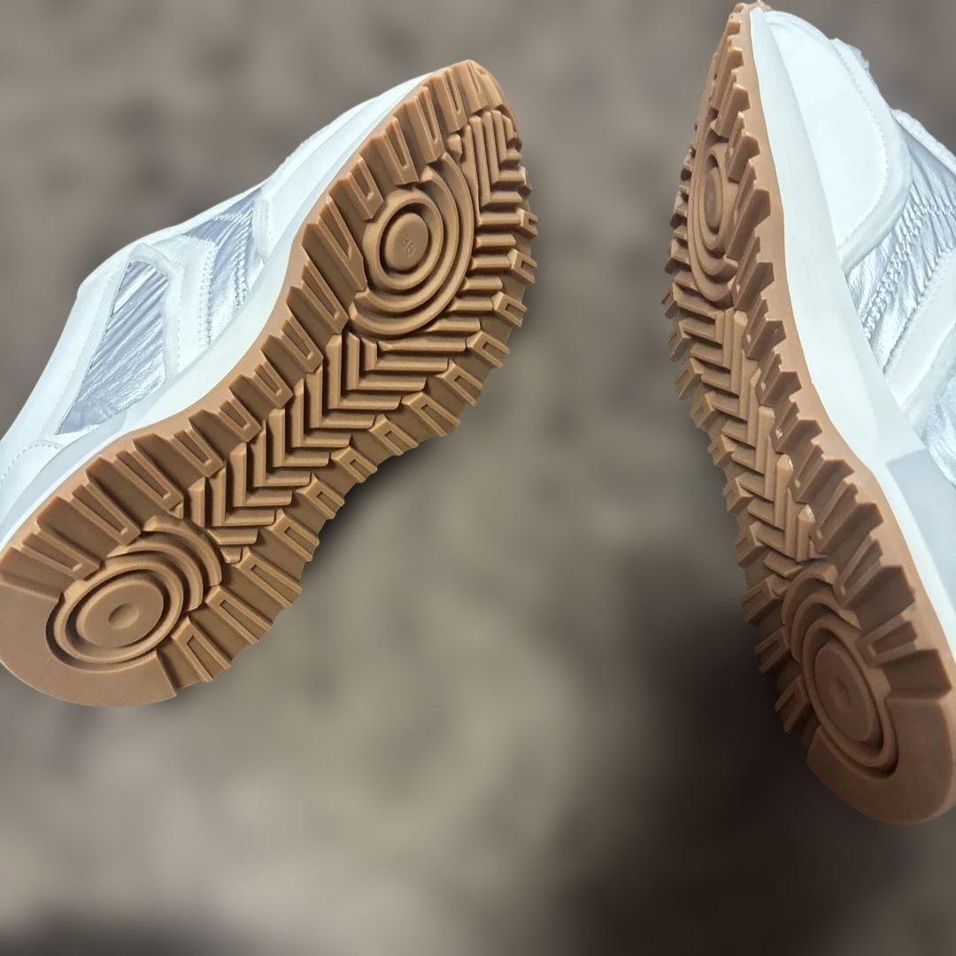 ヤマダヤ　RADIATE ホワイト シルバー スニーカー新品