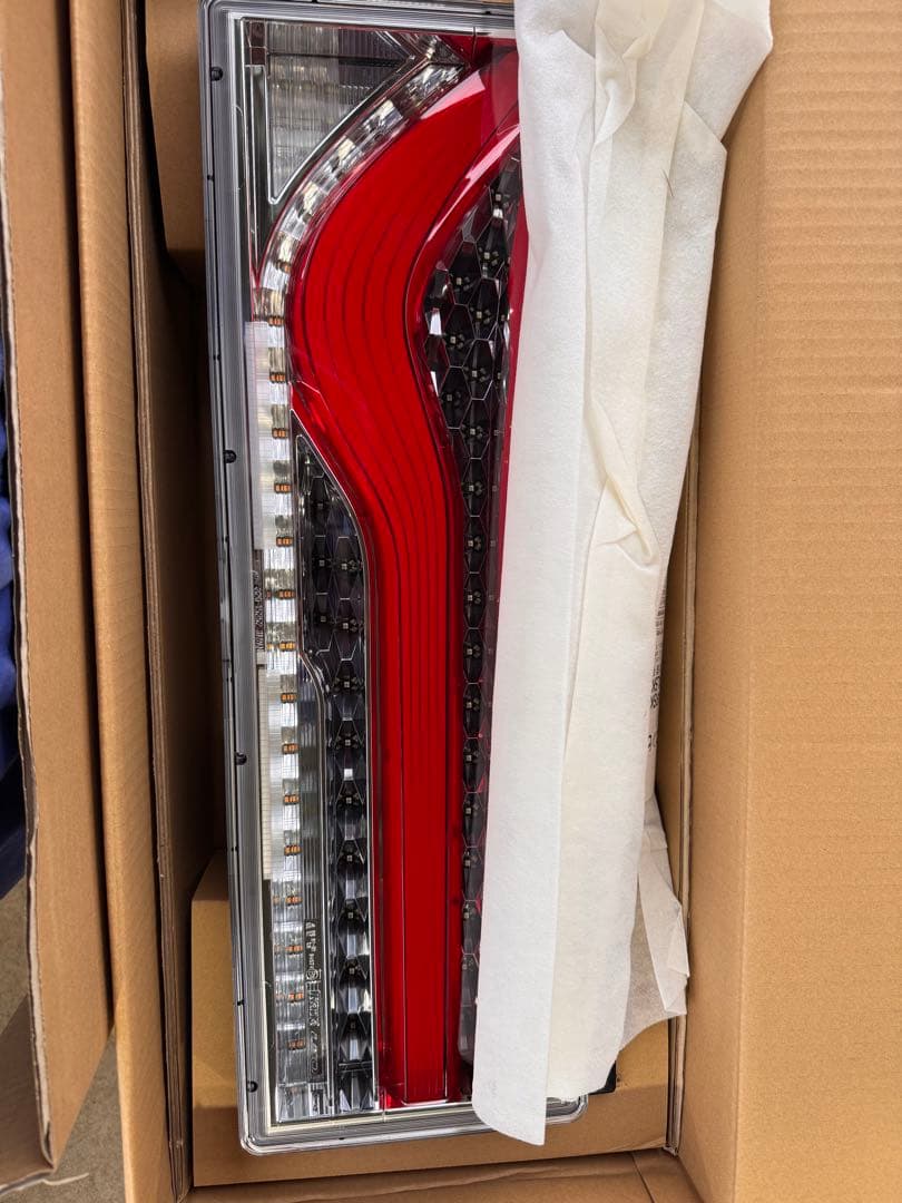 歌舞伎テール　左右セット トラック用 LEDテールランプ