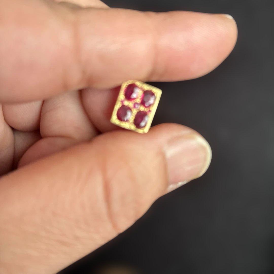 k18 YG 赤いルビー　ペンダントトップ　1.3g