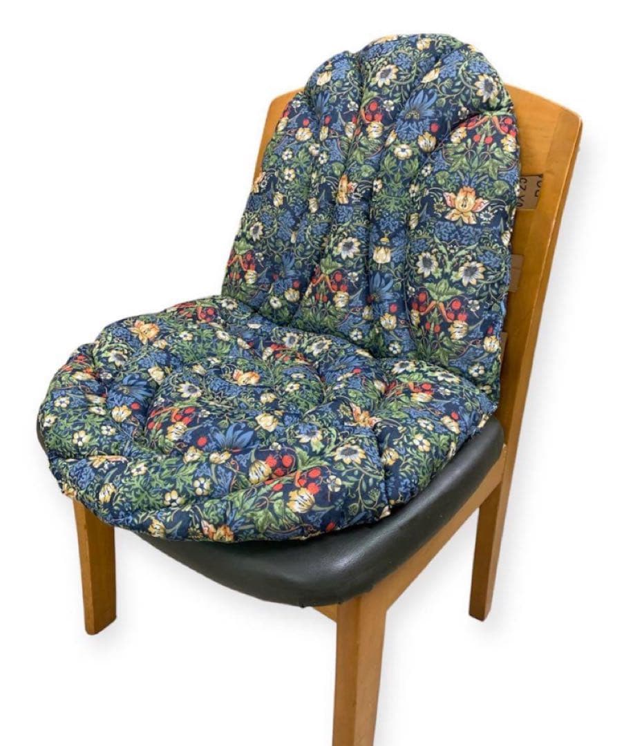 モリス風背当て付き椅子シート2枚、玄関マット50×80cmおまとめ