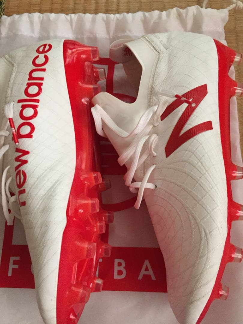 ニューバランス テケラ HG