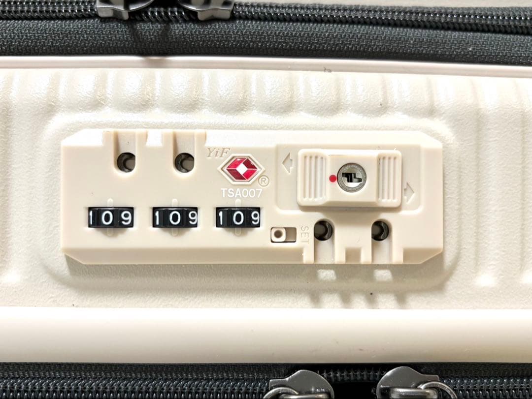 【未使用】Innovator INV30 スーツケース Sサイズ 21L バニラ