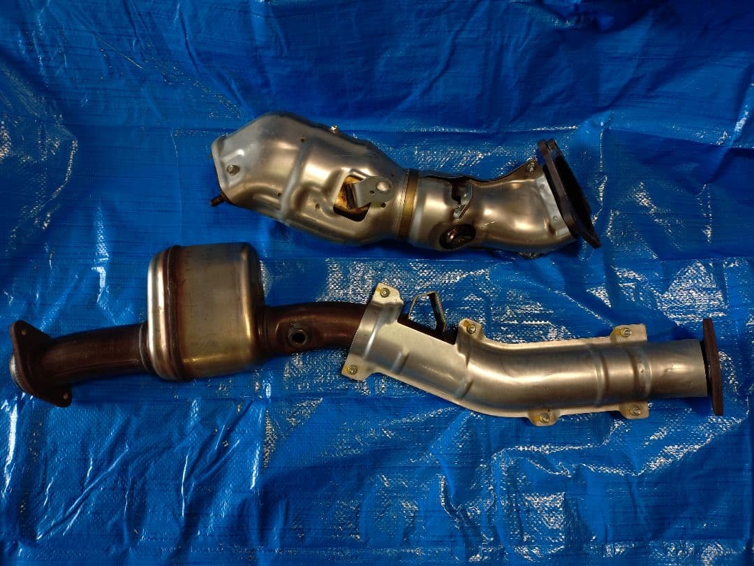 インプレッサ WRX STI純正 触媒 フロントパイプ VAB A　使用品