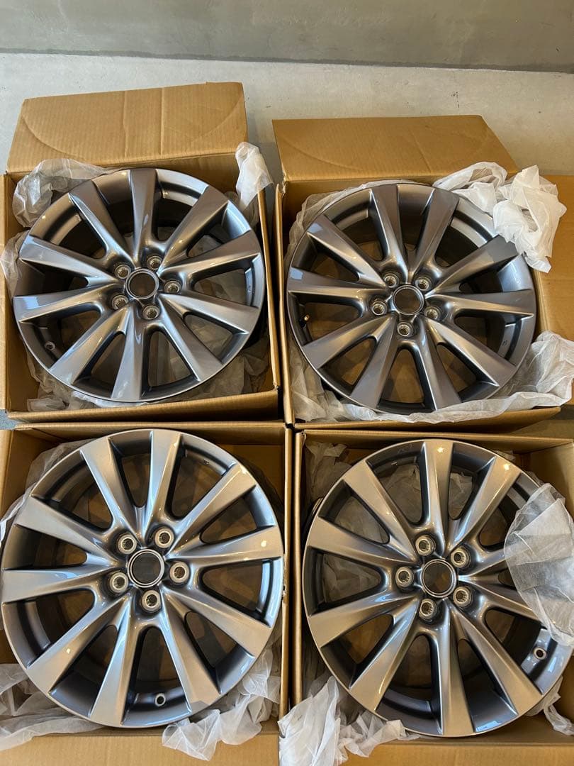 MAZDA 3純正18インチホイール新品未使用