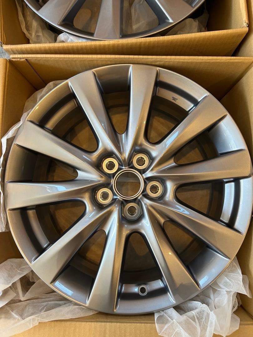 MAZDA 3純正18インチホイール新品未使用