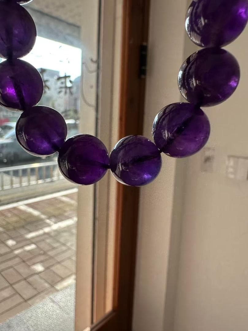 アメジスト ビーズブレスレット 紫色 14mm 濃い紫色です