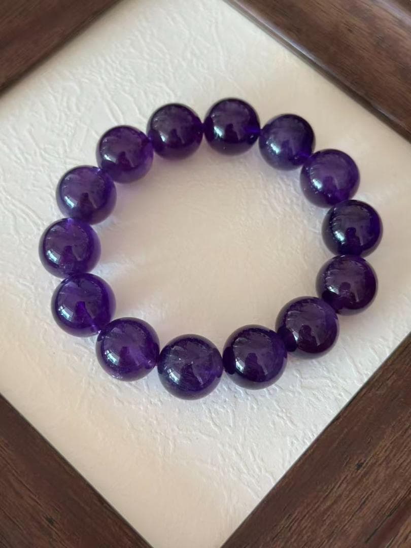 アメジスト ビーズブレスレット 紫色 14mm 濃い紫色です
