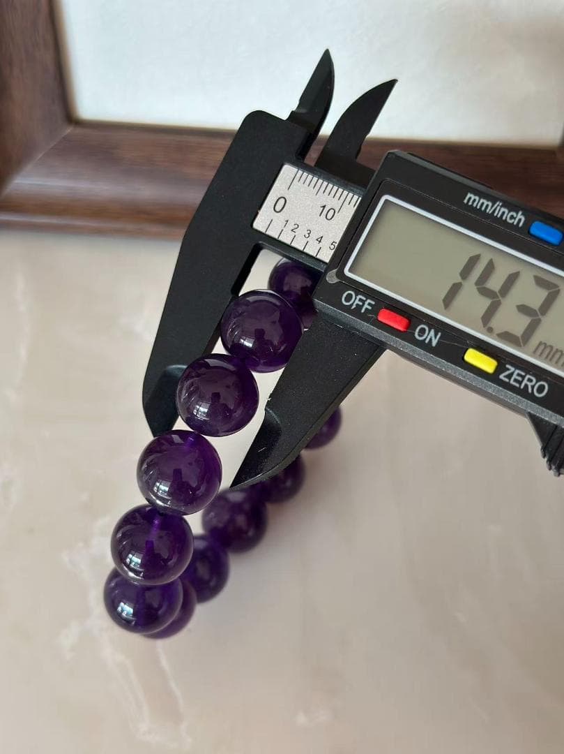アメジスト ビーズブレスレット 紫色 14mm 濃い紫色です