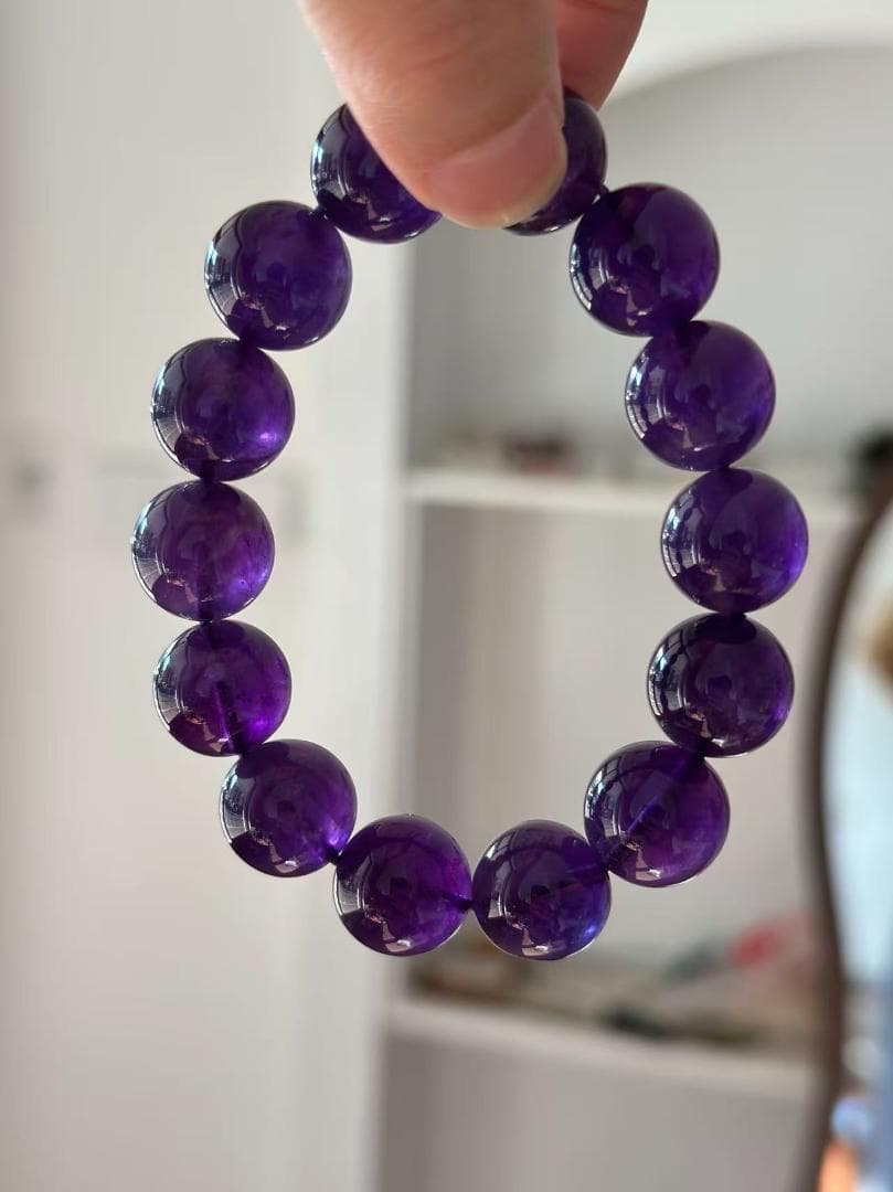 アメジスト ビーズブレスレット 紫色 14mm 濃い紫色です