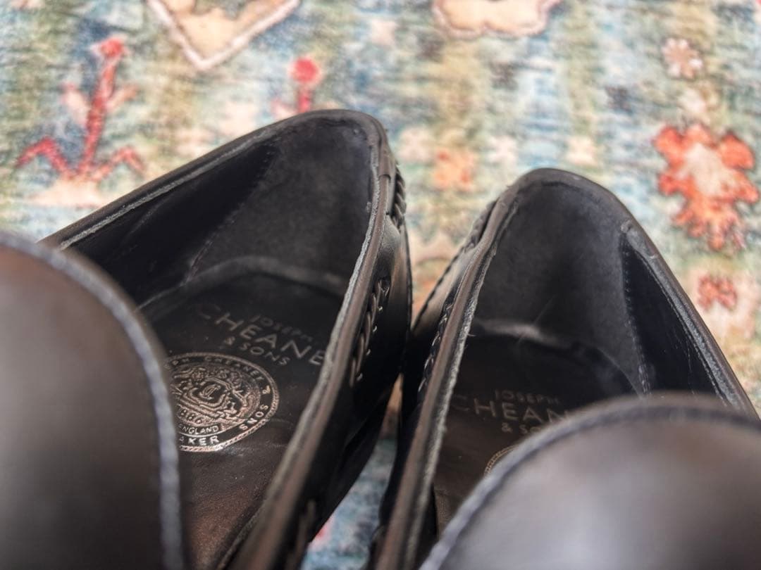 ジョセフチーニー　タッセルスリッポン　HUGH