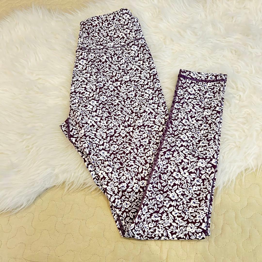 ［極美品］emmiyoga ヨガウェアセットアップ　花柄パープル ピラティス