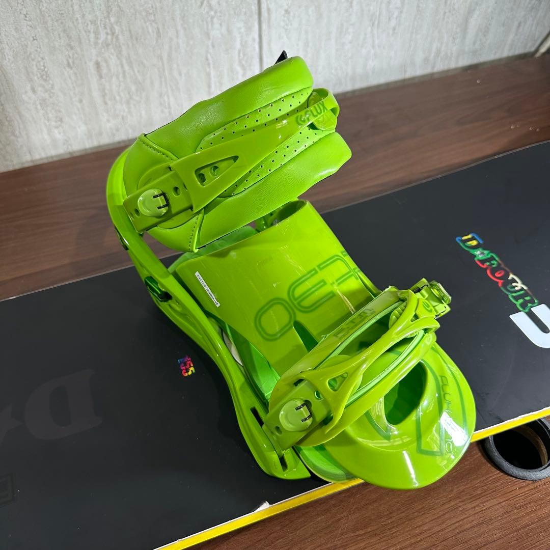 美品 November D4 155㎝ スノーボード板 バインディング