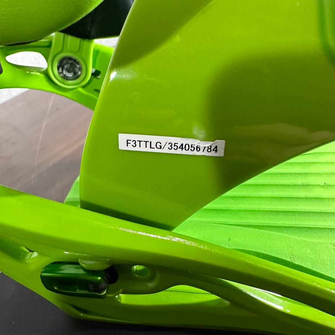 美品 November D4 155㎝ スノーボード板 バインディング