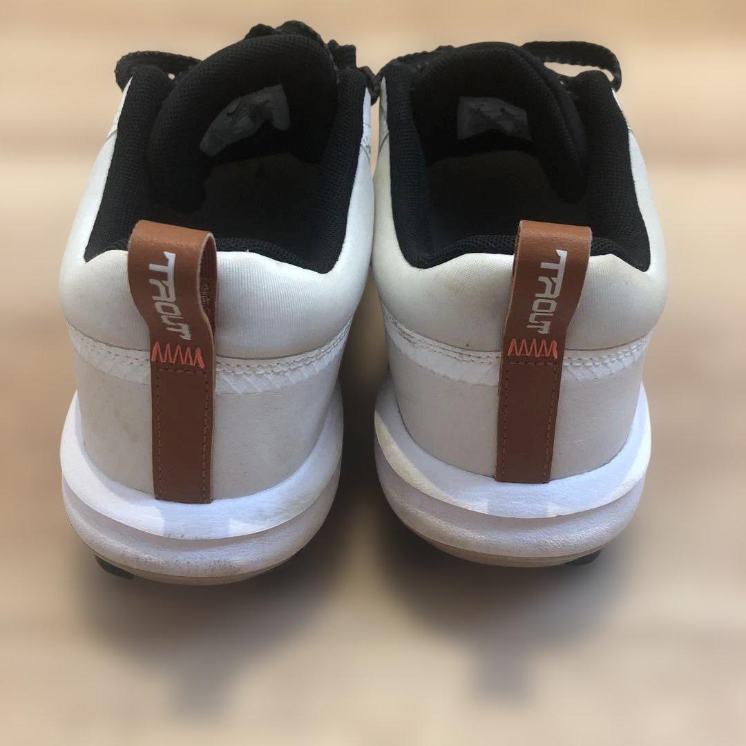 ナイキ　マイクトラウト　野球スパイク