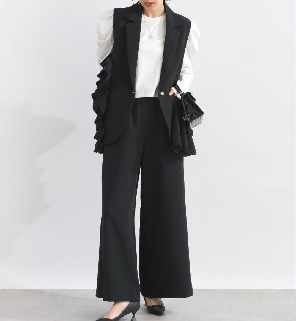 美品　PICCIN ピッチン　アシメントリー　フリルジレ　ブラック　M