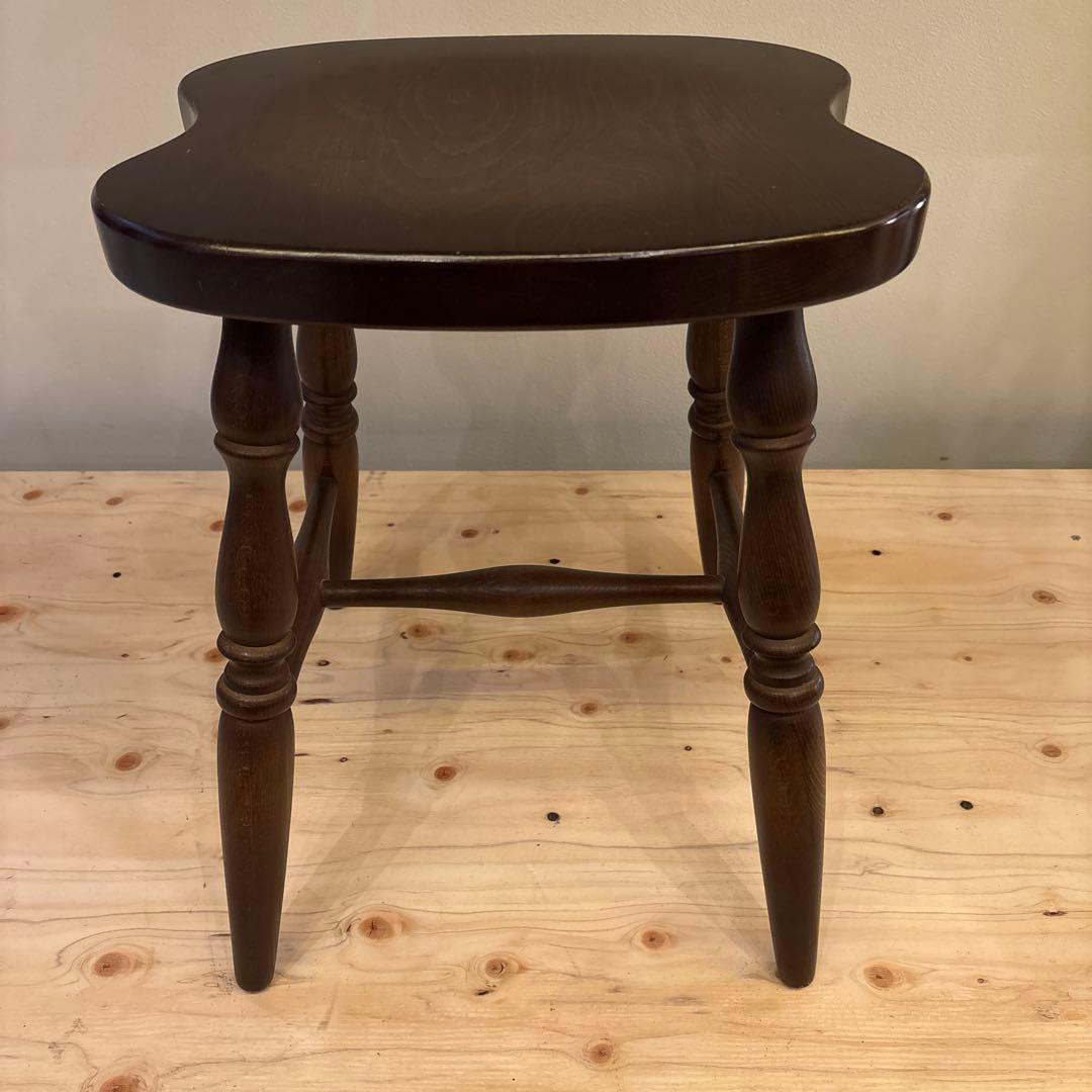 キツツキ　スツール