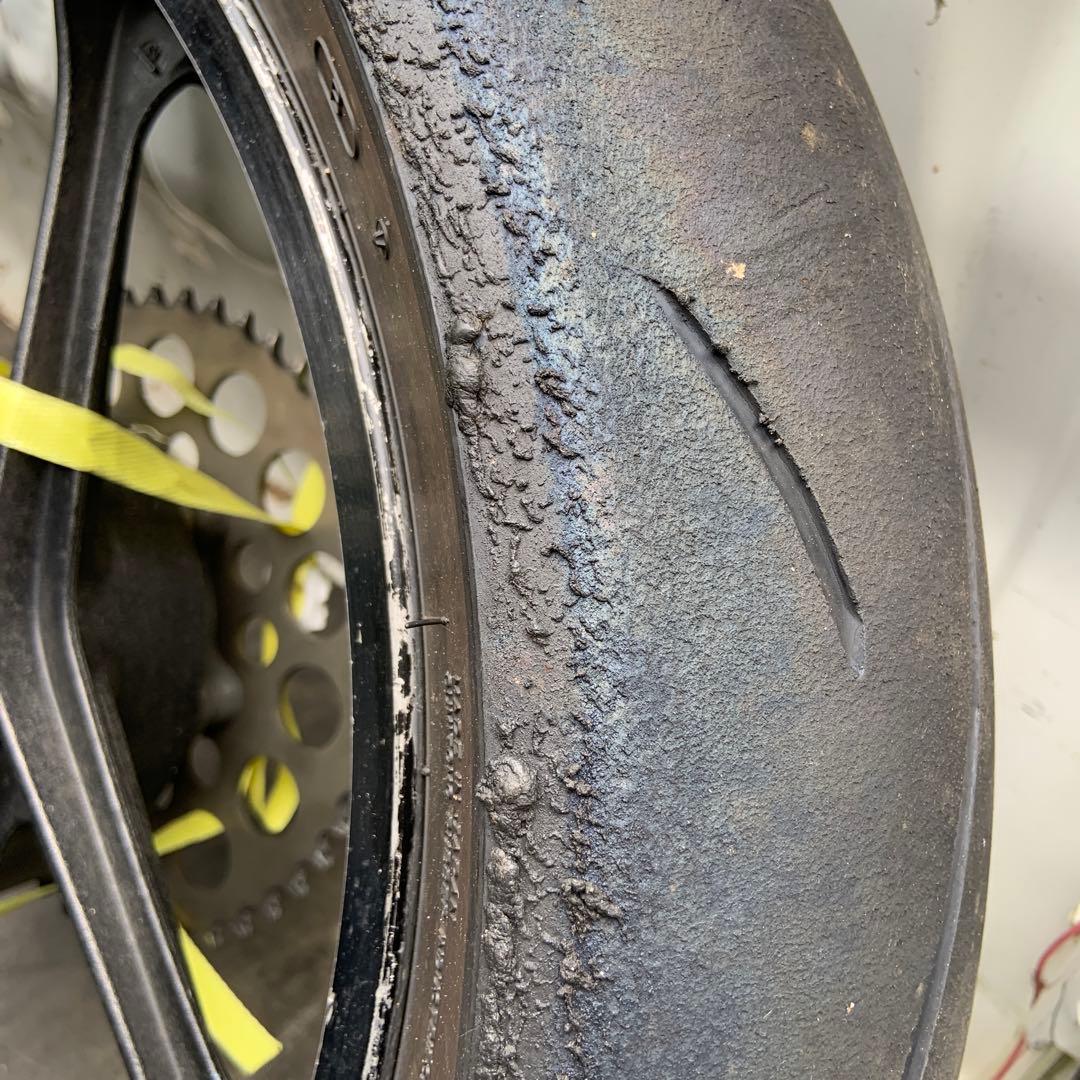 gsx-r1100 gu74a 1987年式　リアホイール GSXR1100