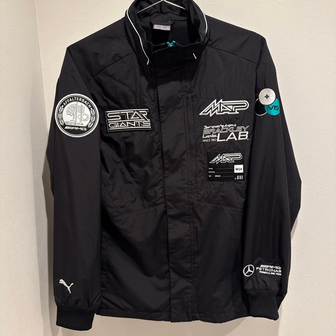 プーマ メルセデス MAPF1 ガレージ クルー モータースポーツ F1