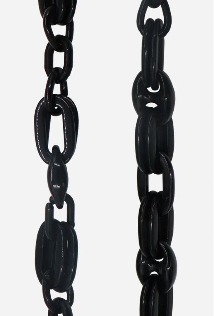 ラコックフランセーズ　ブラックリンクチェーンスマホストラップ