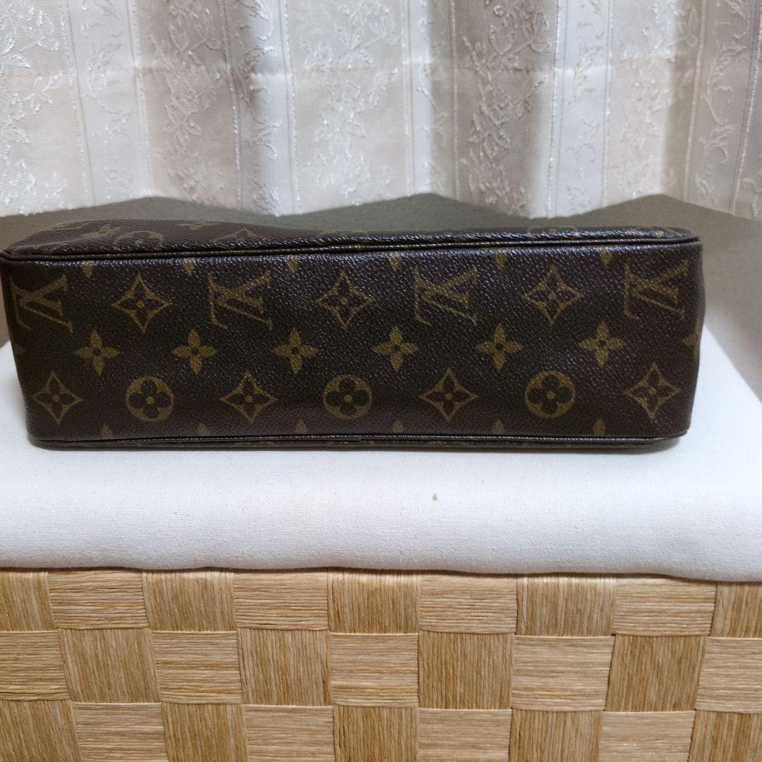 ルイ　ヴィトン　セカンドバッグ