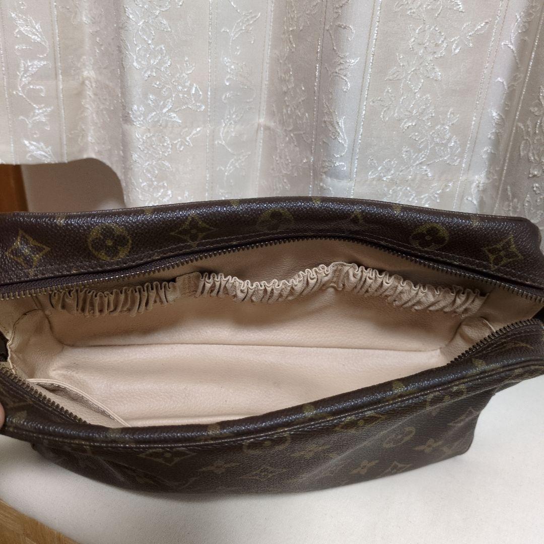 ルイ　ヴィトン　セカンドバッグ