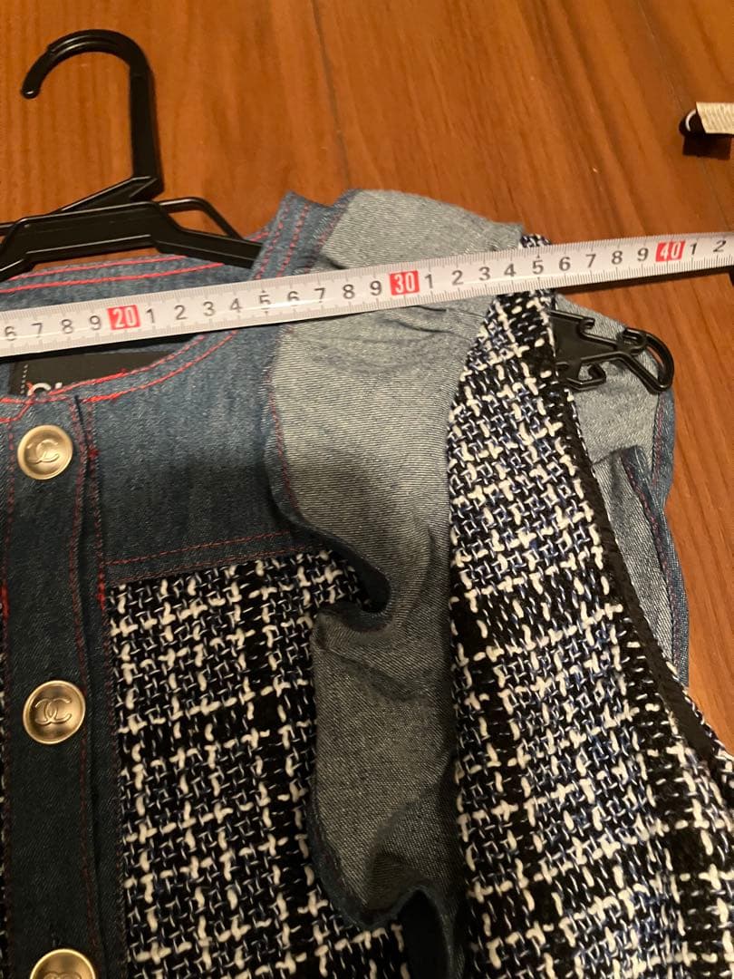 めちゃ可愛い　CHANEL ワンピース　M ブローチ2 CCボタン ノベルティ