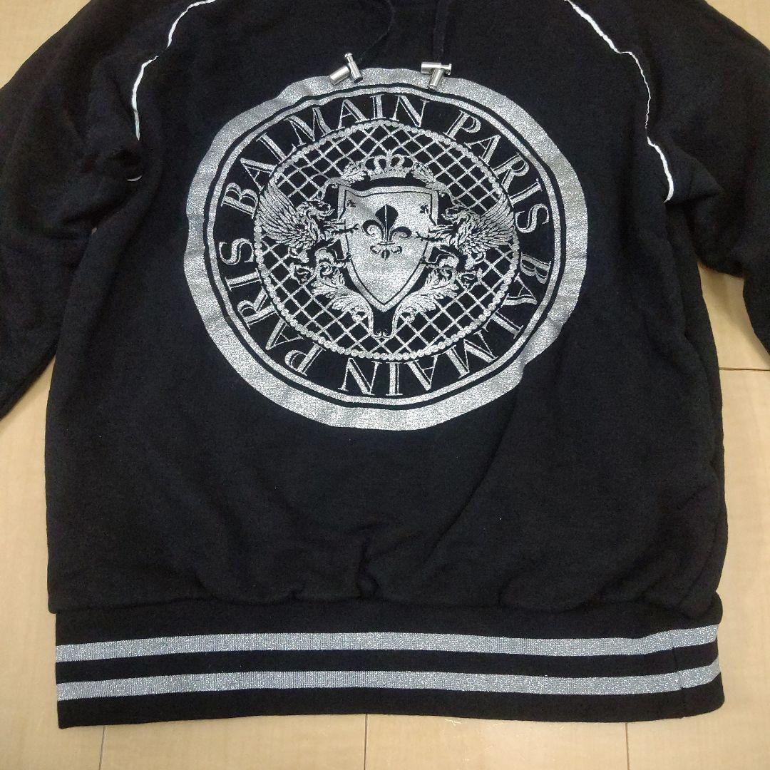 ★BALMAIN レディース シルバーラメ ロゴスウェット 中綿★