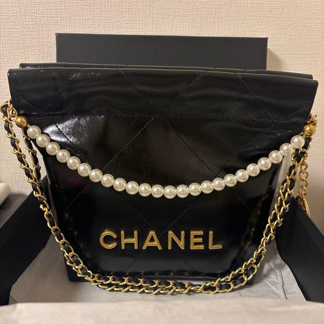 【2/23まで限定値下げ】CHANELノベルティ チェーンバッグパールポーチ付き