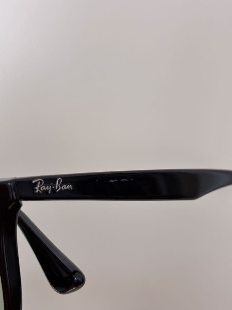 小物 Ray-Ban RB4259F 601/2
