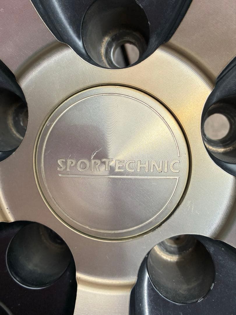 ヒデ‼️【入手困難】スポーツテクニック　マッドブラック　20インチホイール①