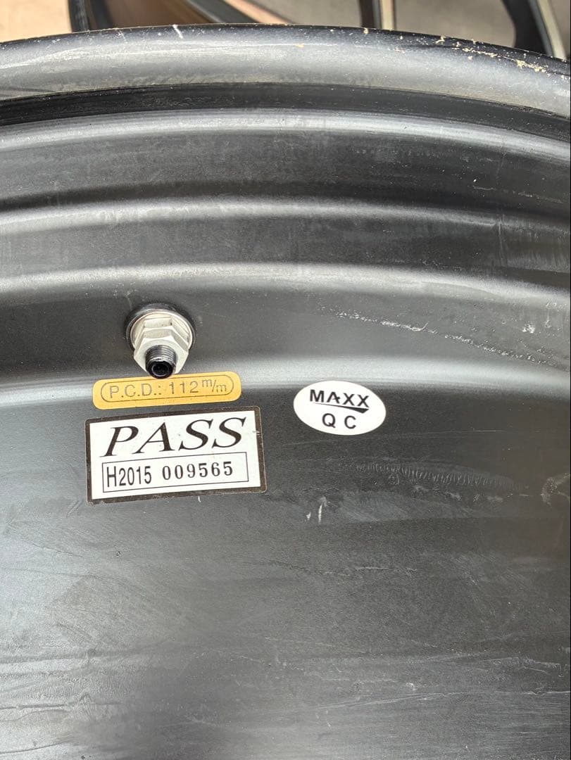 ヒデ‼️【入手困難】スポーツテクニック　マッドブラック　20インチホイール①