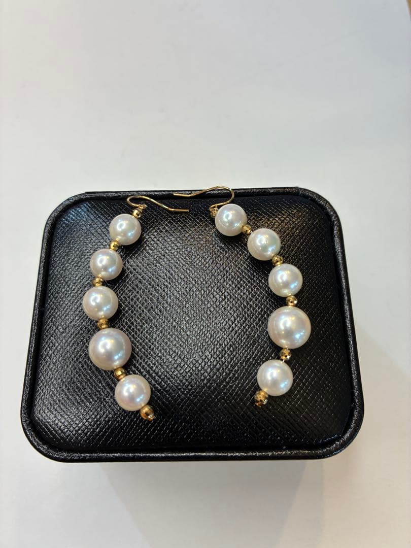 ☆chinatsu☆K18 大玉アコヤ真珠＆K18ミラーボール付ピアス