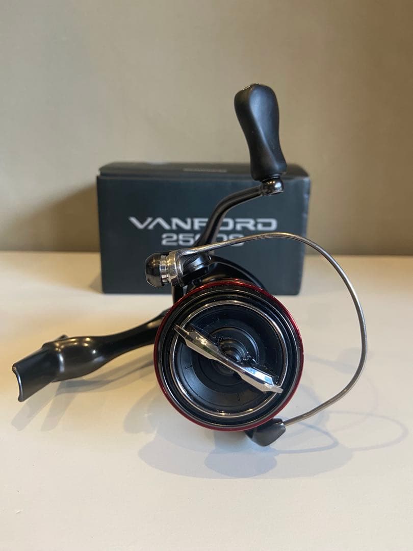 SHIMANO ヴァンフォード VANFORD 2500S スピニングリール