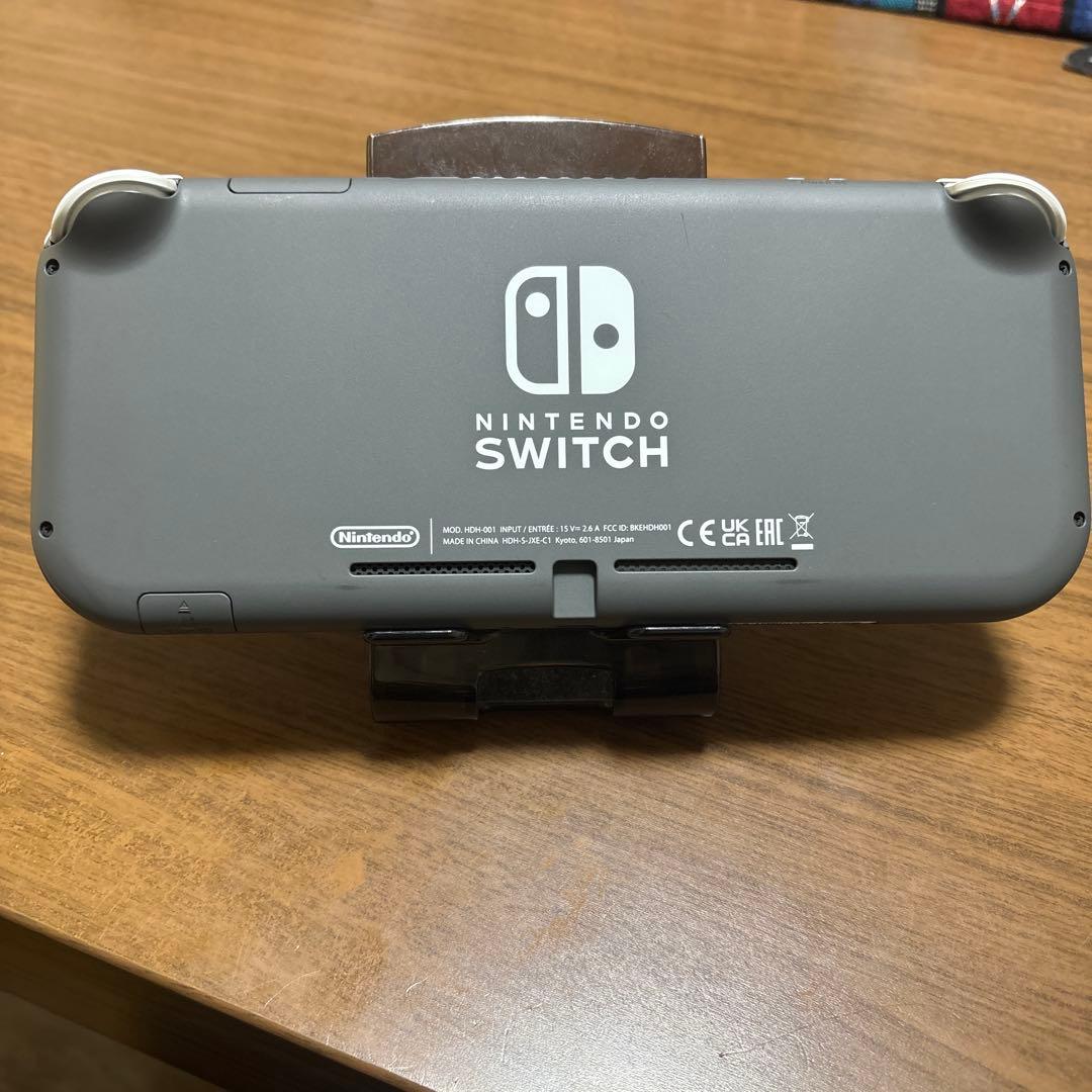 Nintendo Switch Lite グレー　ソフト３本とフィルム付きセット