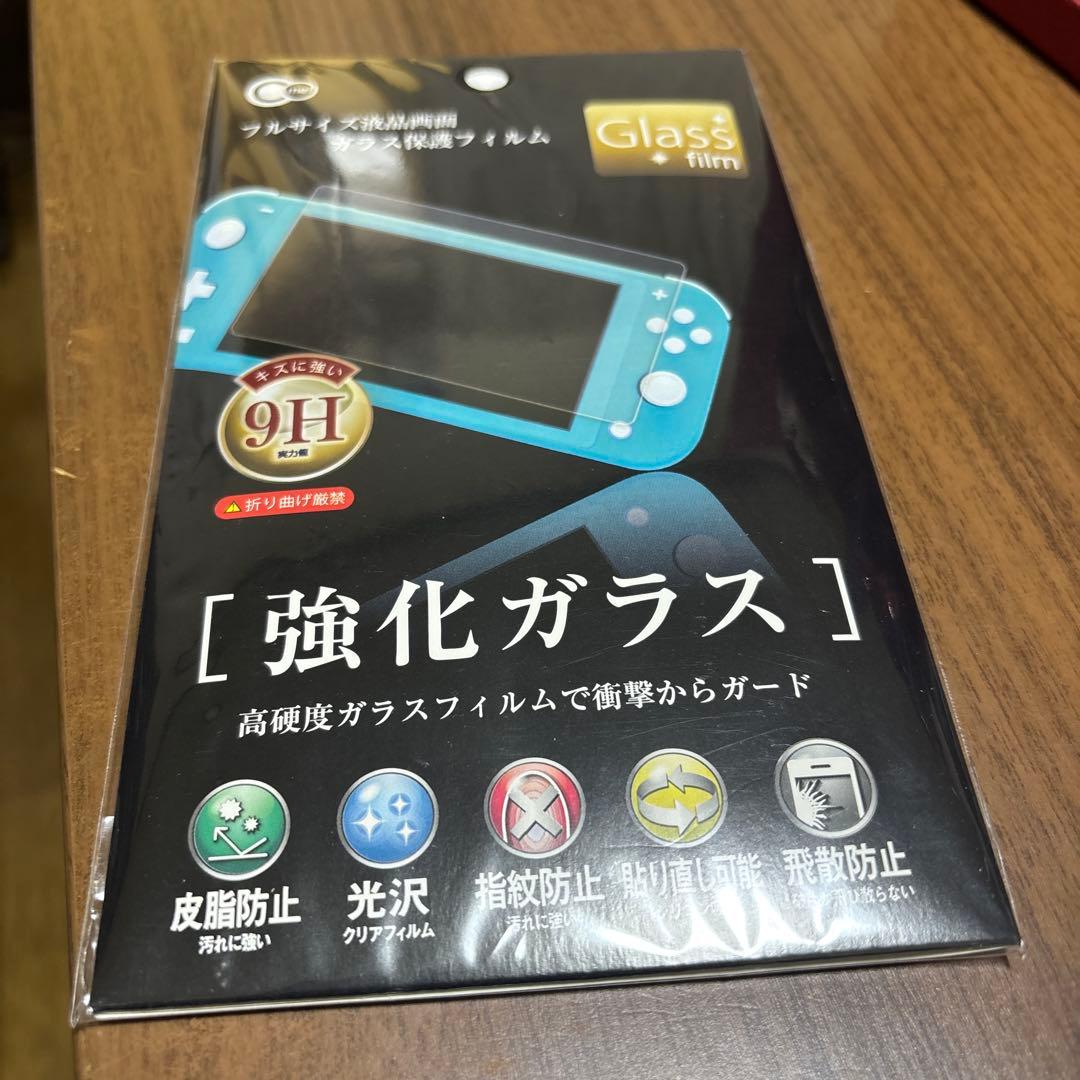 Nintendo Switch Lite グレー　ソフト３本とフィルム付きセット