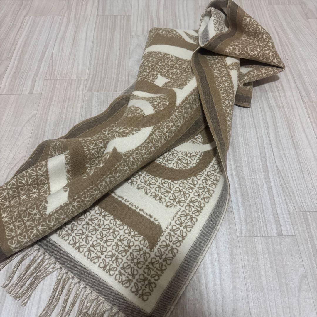 LOEWE ロゴマフラー ブラウン/アイボリー