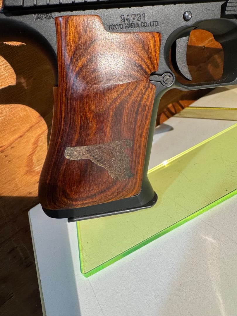 東京マルイ　デザートイーグル .50AE ガスガン　木製グリップ付き