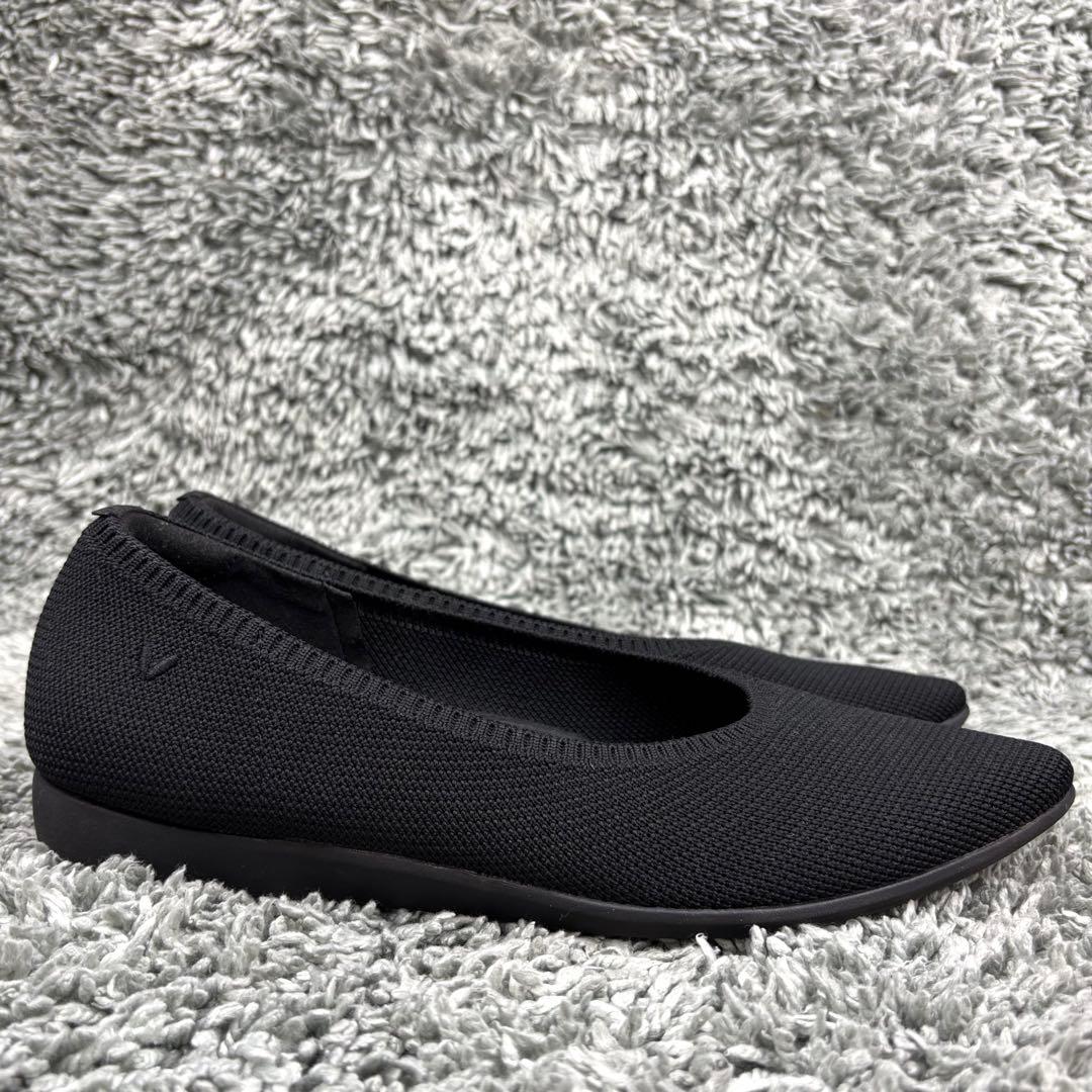 未使用級 VIVAIA ブラック ポインテッドトゥ フラットシューズ 24.5