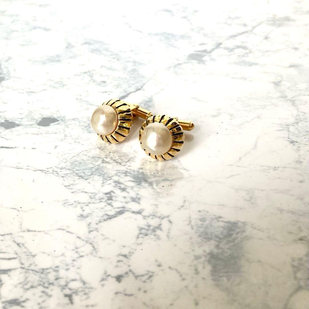 CHANEL シャネル　ネクタイカフスボタン